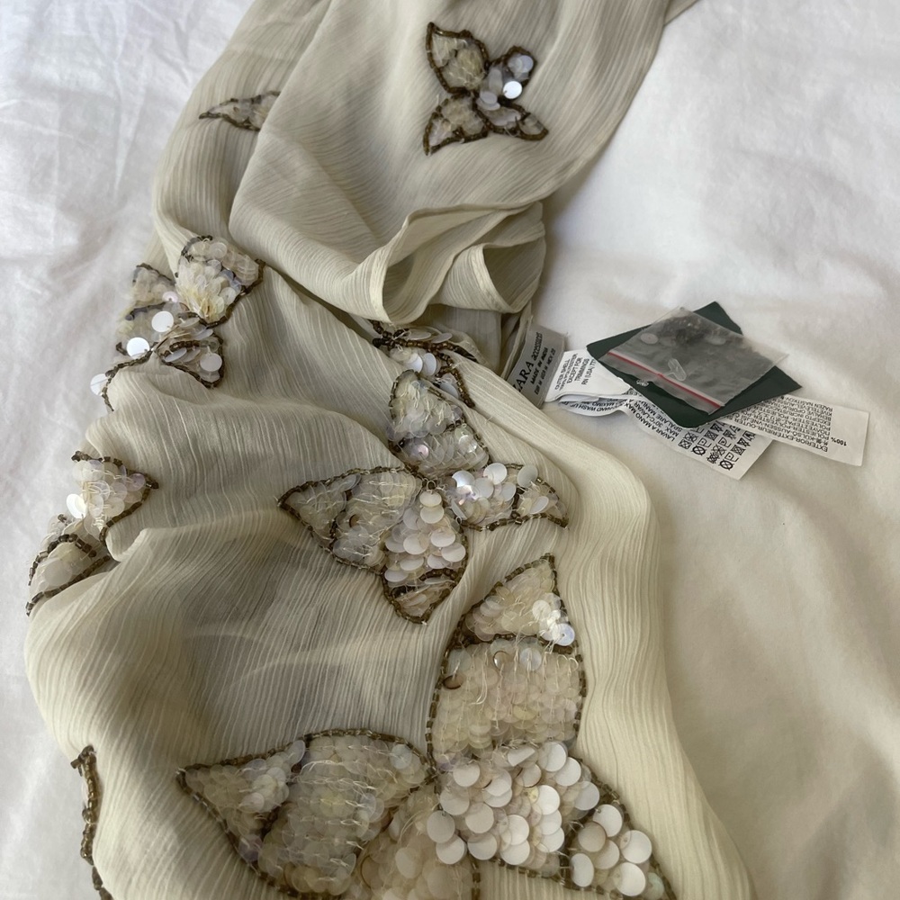 Wrap/scarf - Picture 5 of 6